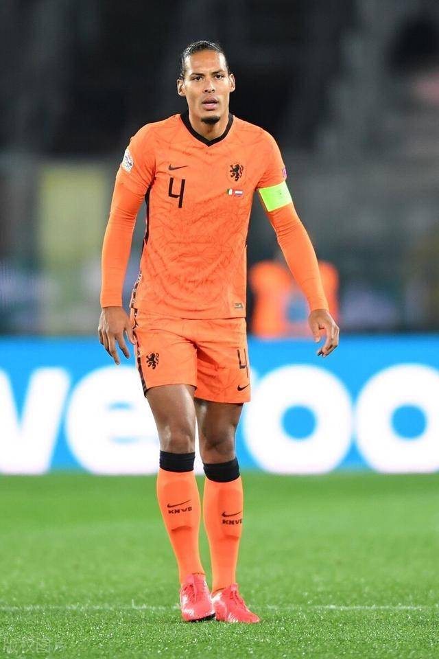  利物浦铁卫重伤恐赛季报销  